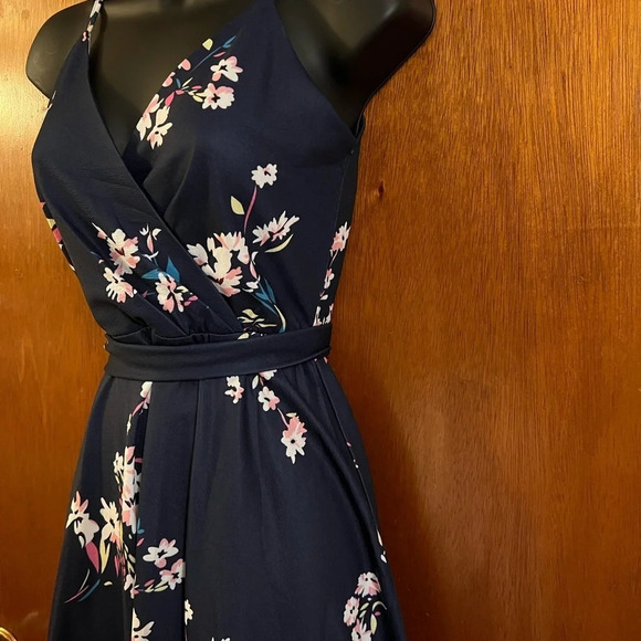 Blue & Floral Dress - Picture 7 of 12